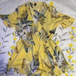 SHEIN Plus tropical print ruffle hem romper